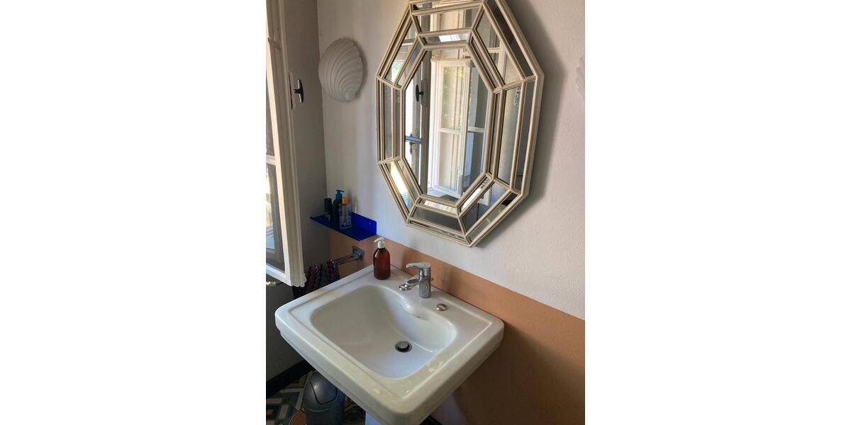 Etagenwohnung Marktredwitz - 7 Zimmer, 230 m&sup2;, 1.200&euro; | Angebot:26469947
