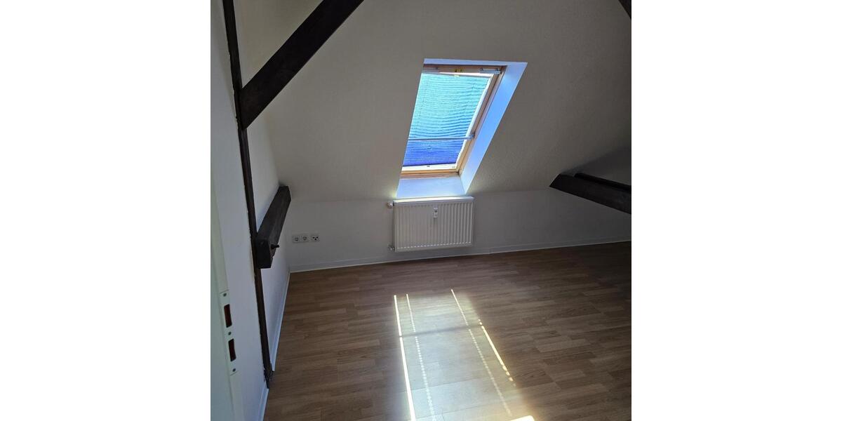 Dachgeschoßwohnung Bergen auf Rügen - 2 Zimmer, 64 m&sup2;, 450&euro; | Angebot:26382485