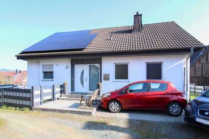 Haus Dautphetal - 4 Zimmer, 151 m&sup2;, 219.000&euro; | Angebot:26584722