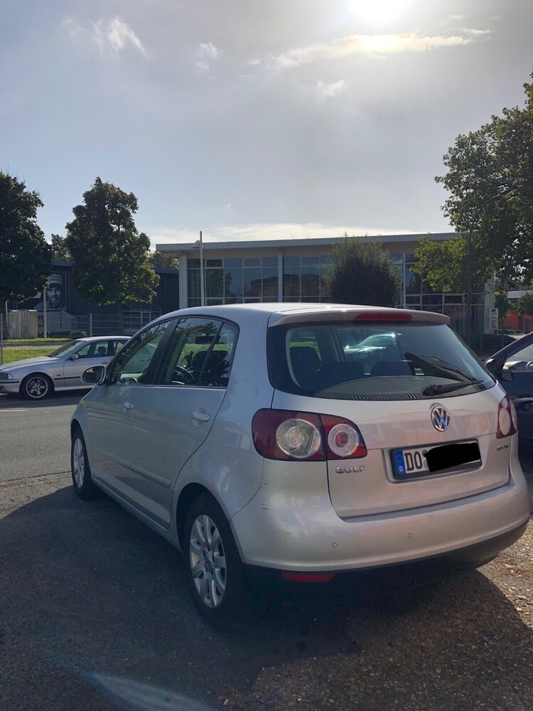 VW Golf Plus 155.106 km 4.100 € Dortmund 44135
