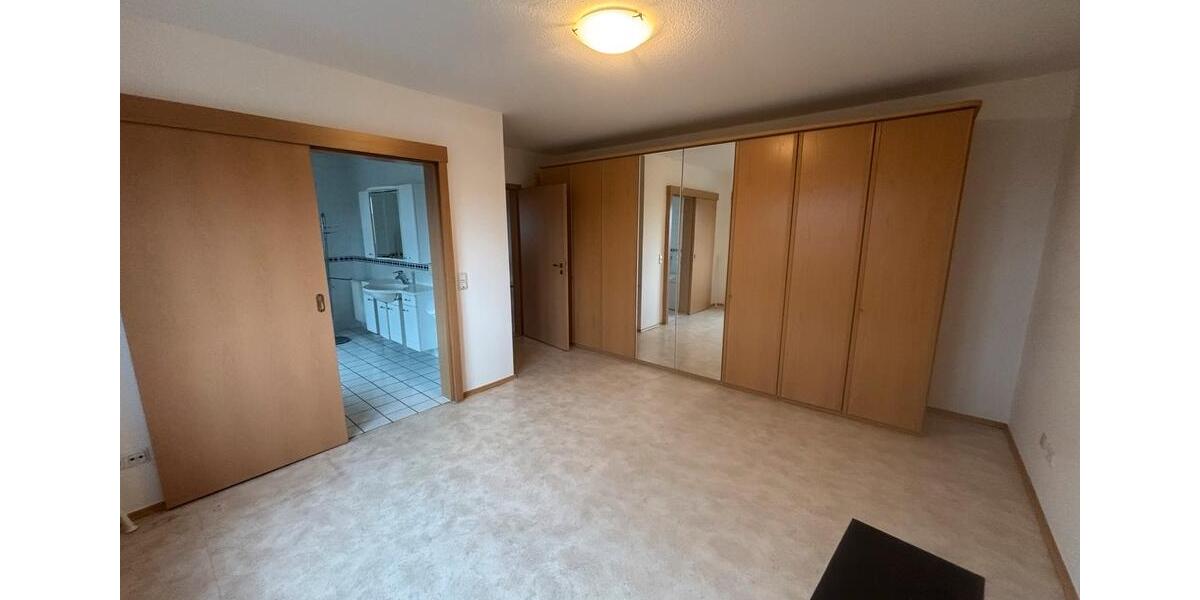 Einfamilienhaus Weimar (Lahn) - 5 Zimmer, 160 m&sup2;, 1.600&euro; | Angebot:25367732