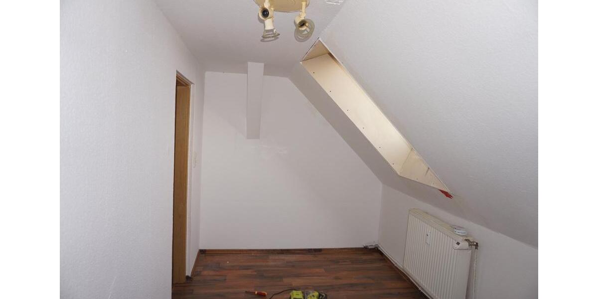 Dachgeschoßwohnung Falkenstein/Harz Harz - 1 Zimmer, 12 m&sup2;, 12&euro; | Angebot:21323283
