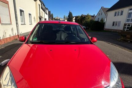 Dacia Sandero 189.543 km 2.000 &euro; Köln 51143