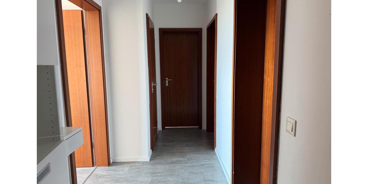 Dachgeschoßwohnung Hirschberg an der Bergstraße - 3.5 Zimmer, 80 m&sup2;, 350.000&euro; | Angebot:24441520