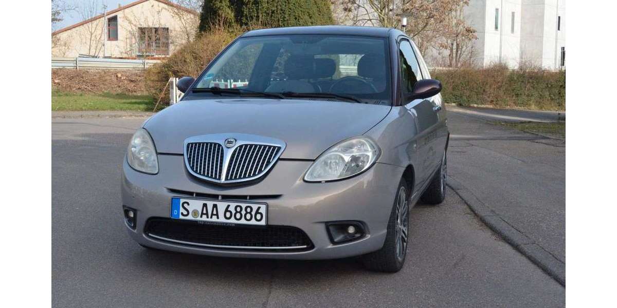 Lancia Ypsilon 139.700 km 1.888 &euro; Stuttgart 70499