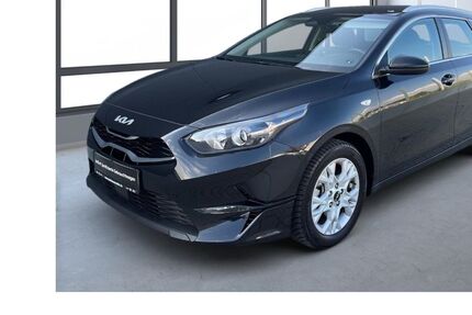 Kia ceed Sportswagon 12.648 km 23.889 &euro; Erfurt 99087