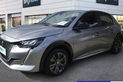 Peugeot 208 43.420 km 16.390 &euro; Berlin 12681