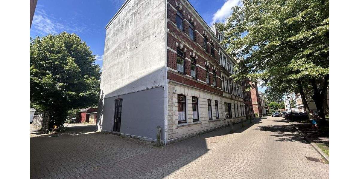 Etagenwohnung Neumünster Innenstadt - 5 Zimmer, 137 m&sup2;, 163.200&euro; | Angebot:25725662