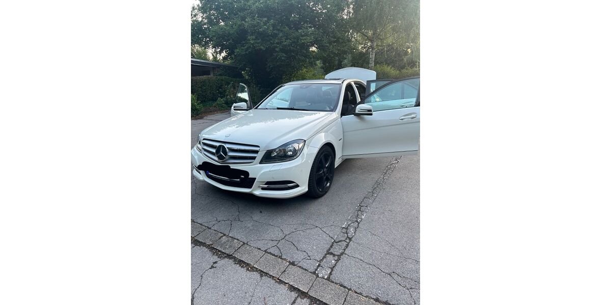 Mercedes-Benz C 250 185.000 km 10.490 &euro; Bottrop 46236