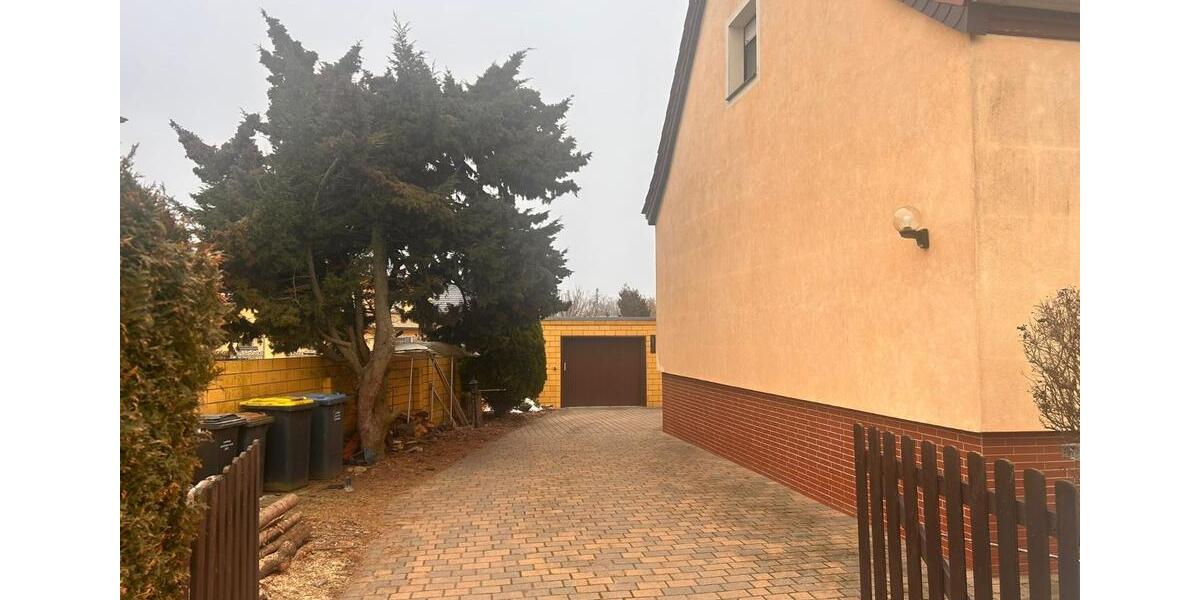 Einfamilienhaus Biederitz - 5 Zimmer, 140 m&sup2;, 1.500&euro; | Angebot:24743664