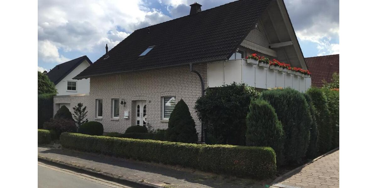 Einfamilienhaus Bad Pyrmont - 5 Zimmer, 160 m&sup2;, 419.000&euro; | Angebot:26492632