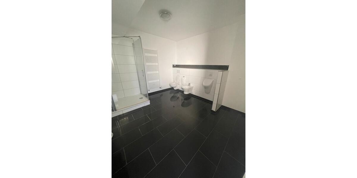 Erdgeschoßwohnung Hirzenhain - 1 Zimmer, 120 m&sup2;, 1.400&euro; | Angebot:26395133