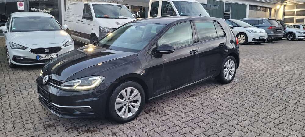 VW Golf 110.900 km 14.900 &euro; Oppenau 77728