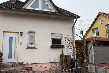 Haus Mühlhausen - 4 Zimmer, 120 m&sup2;, 1.300&euro; | Angebot:24857857