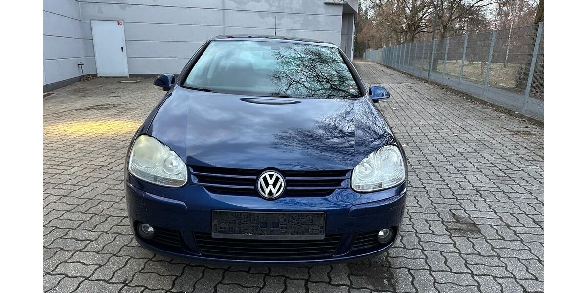 VW Golf 173.000 km 1.299 &euro; Selb 95100