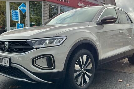 VW T-Roc 8.300 km 28.900 € Oldenburg 26125