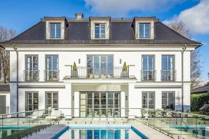 Haus Grünwald - 11 Zimmer, 472 m&sup2;, 12.500.000&euro; | Angebot:25343700