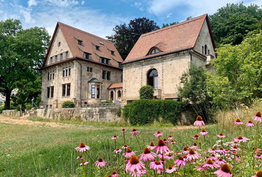 Möbliertes Appartement in wunderschönem Parkambiente