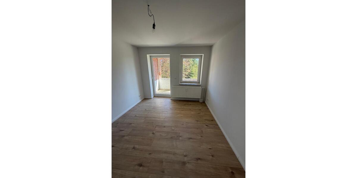Etagenwohnung Südheide Unterlüß - 6 Zimmer, 137 m&sup2;, 825&euro; | Angebot:26535461