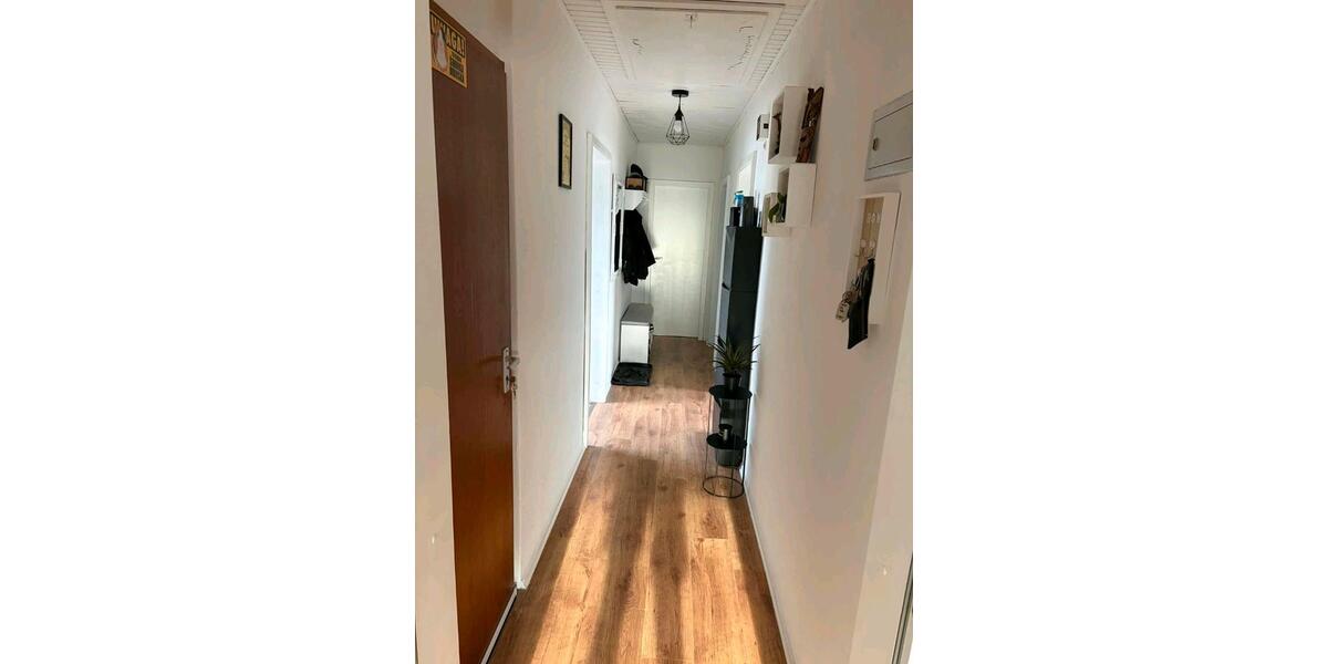 Dachgeschoßwohnung Ilsede Adenstedt - 1 Zimmer, 80 m&sup2;, 750&euro; | Angebot:26083146