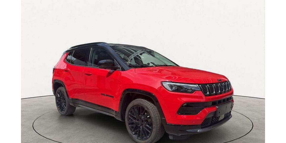 Jeep Compass 21.779 km 26.350 &euro; Oberursel (Taunus) OT Oberursel 61440