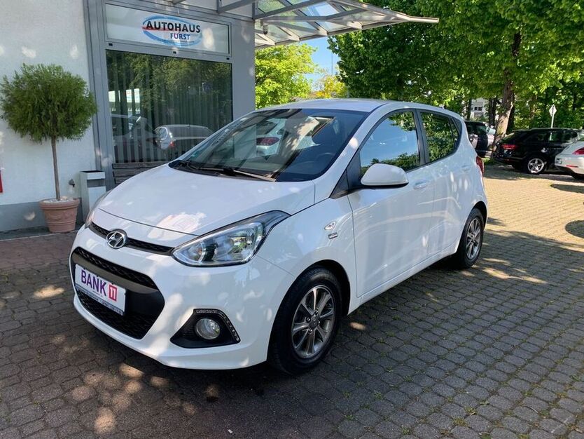 i10
