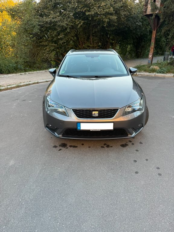Seat Leon 137.650 km 8.700 € Berlin 13347