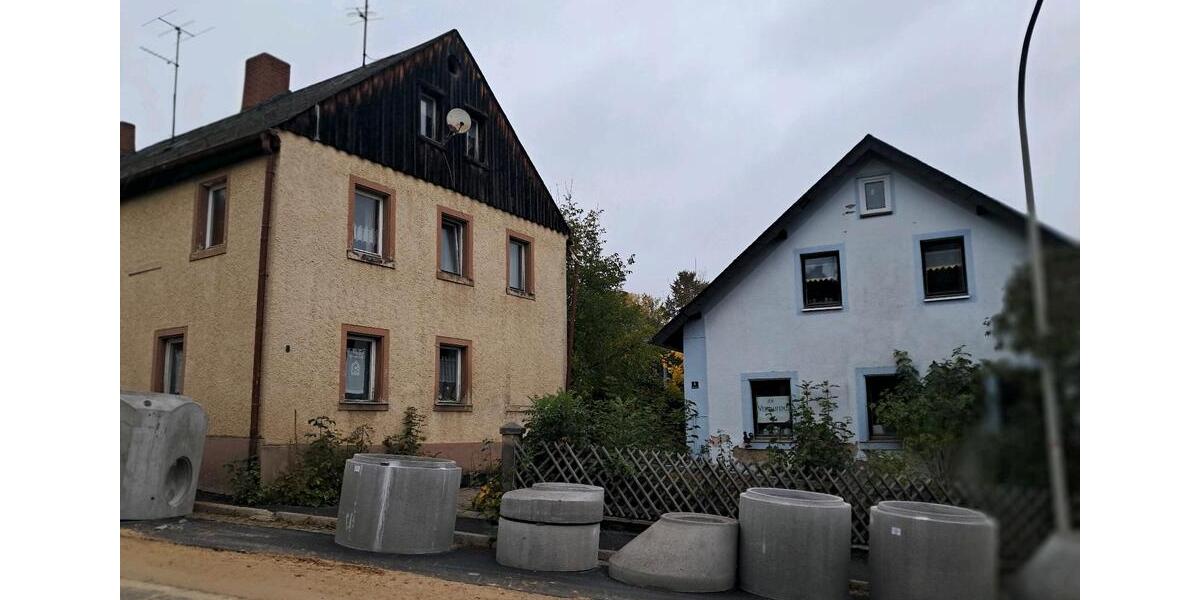 Mehrfamilienhaus, Wohnhaus Schirnding - 9 Zimmer, 200 m&sup2;, 69.000&euro; | Angebot:26234147