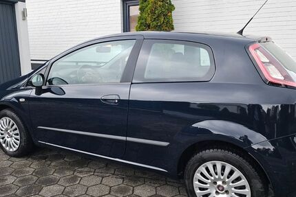 Fiat Punto Evo 183.200 km 2.799 € Steinhagen 33803