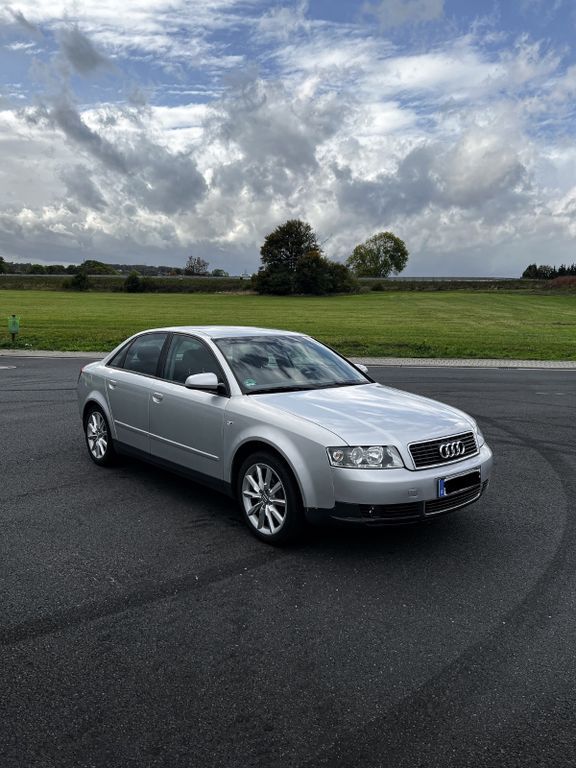 Audi A4 191.587 km 2.950 € Rennerod 56477