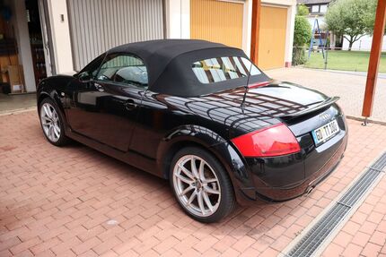 Audi TT 168.000 km 6.850 &euro; Schwäbisch Gmünd 73527