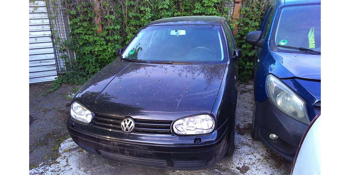 VW Golf 298.756 km 250 &euro; Mannheim 68309