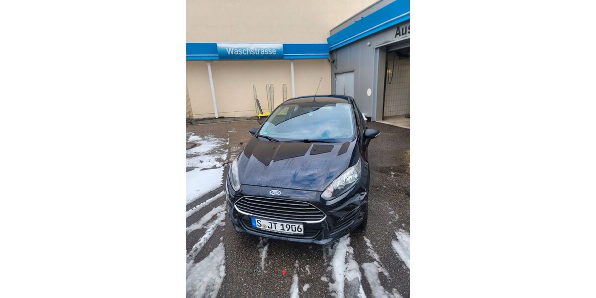 Ford Fiesta 92.200 km 4.500 &euro; Korntal-Münchingen 70825