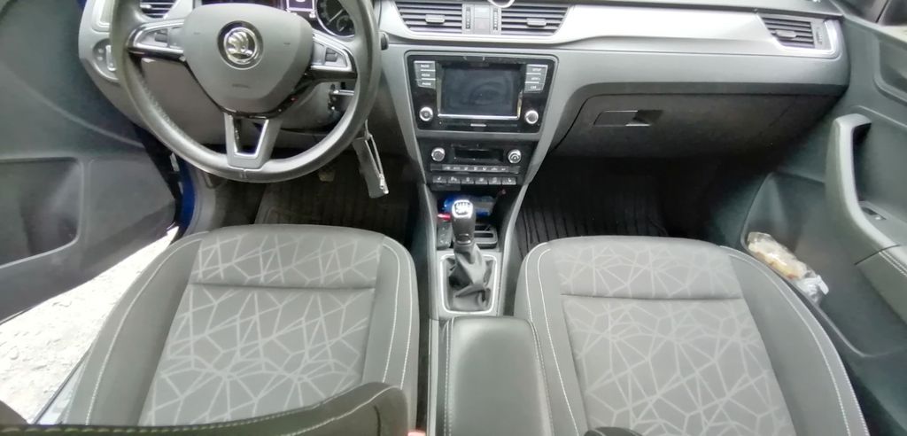 Skoda Rapid 68.000 km 9.800 &euro; Pforzheim 75173