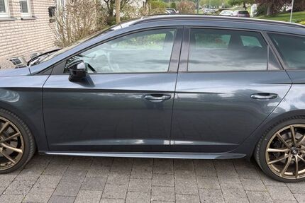 Seat Leon 77.000 km 22.999 &euro; Rüthen 59602