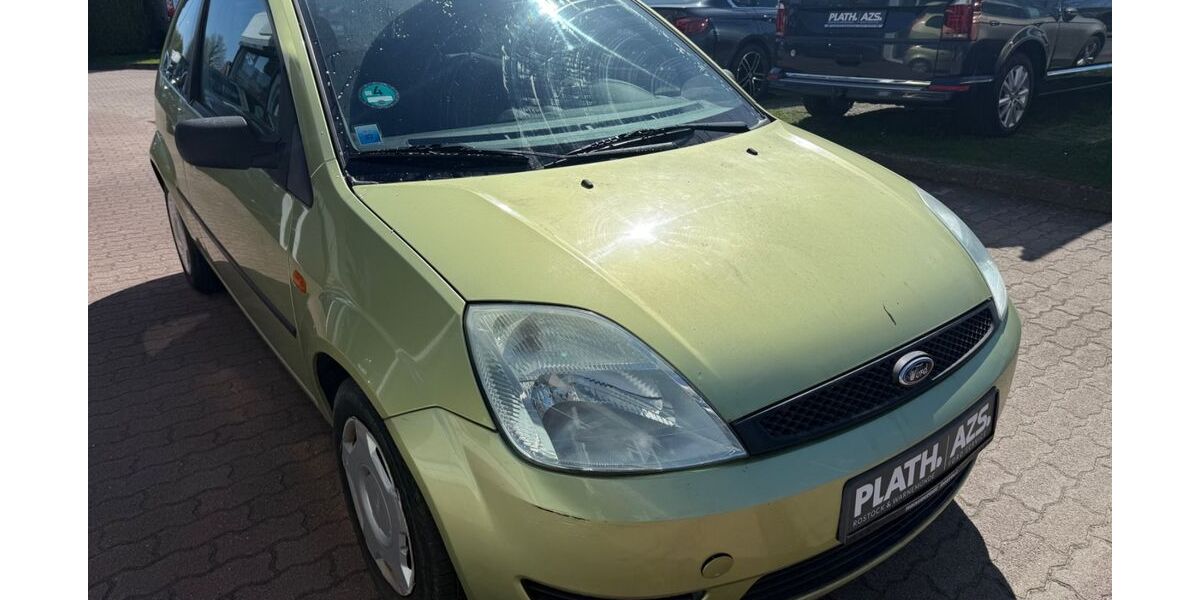 Ford Fiesta 122.017 km 950 &euro; Rostock 18059