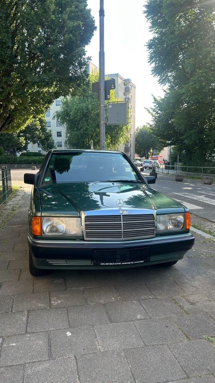 Mercedes-Benz 190 92.080 km 19.499 € Bad Homburg 61348