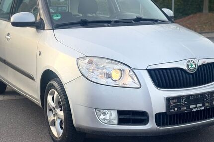Skoda Fabia 97.927 km 4.999 &euro; Wildau 15745