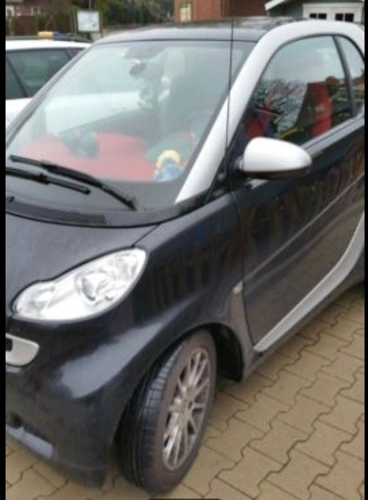 Smart ForTwo 78.000 km 5.500 € Hamburg 21035