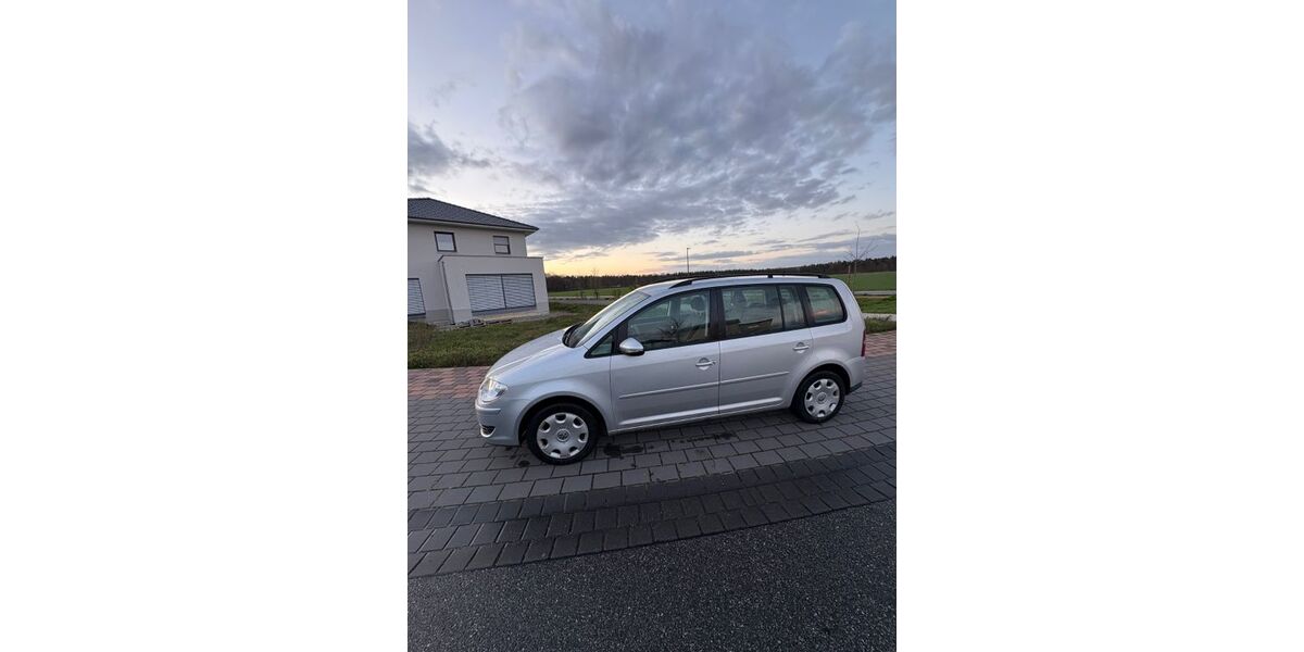 VW Touran 263.000 km 2.900 &euro; Bellheim 76756