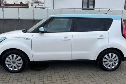 Kia Soul 32.019 km 8.900 &euro; Salzgitter-Lebenstedt 38226