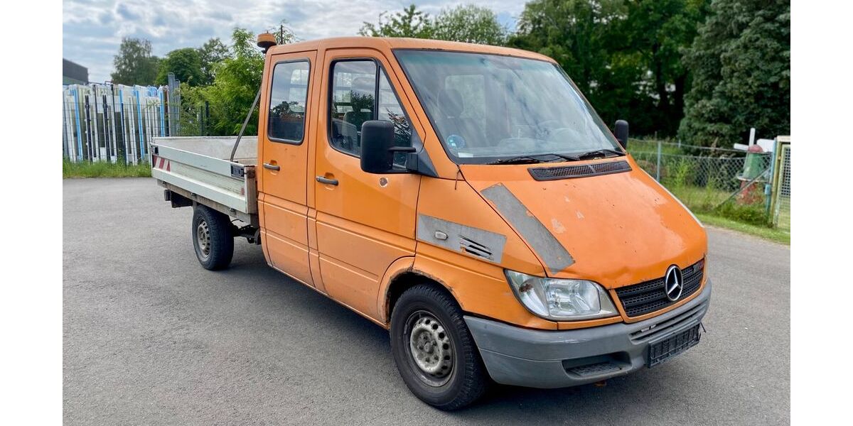 Mercedes-Benz Sprinter 376.000 km 2.300 &euro; Minden 32423