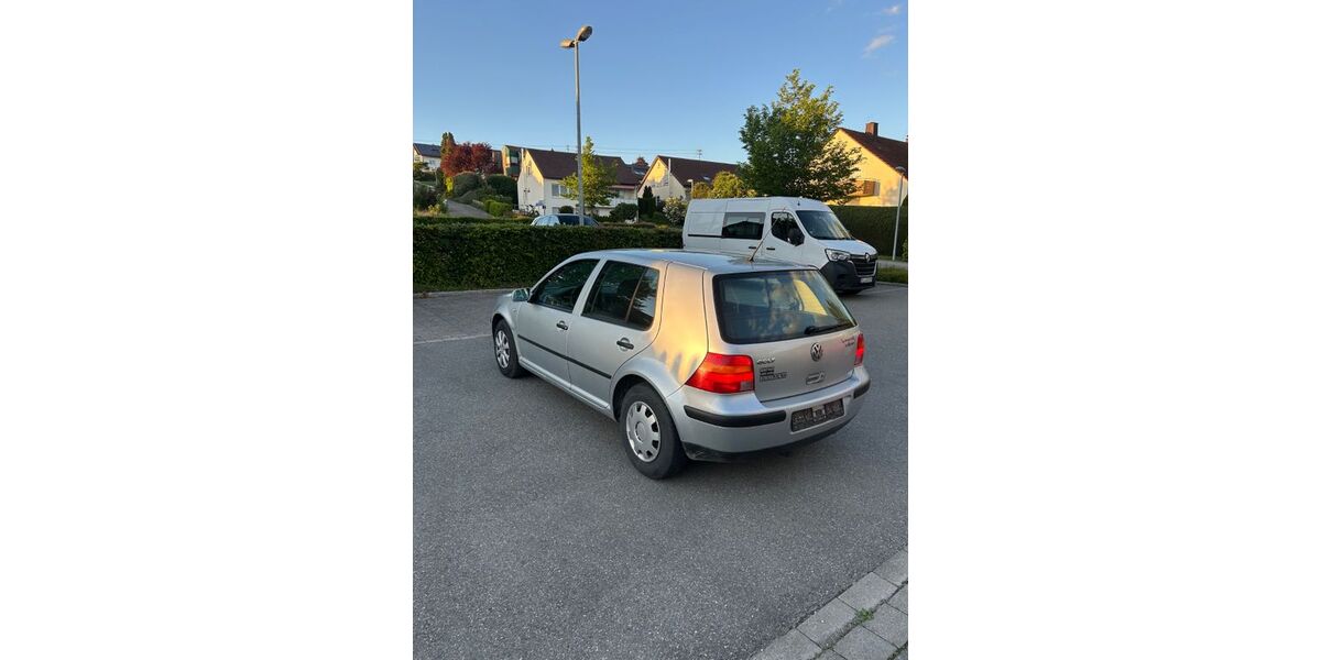 VW Golf 227.000 km 1.450 &euro; Schemmerhofen 88433