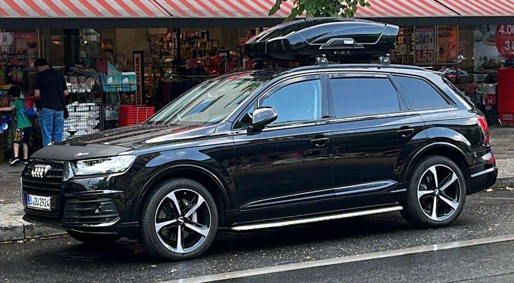 Audi Q7 216.000 km 27.500 &euro; Berlin 10829