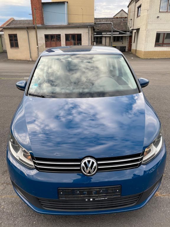 VW Touran 242.183 km 6.200 € Riebelsdorf Neukirchen 34626