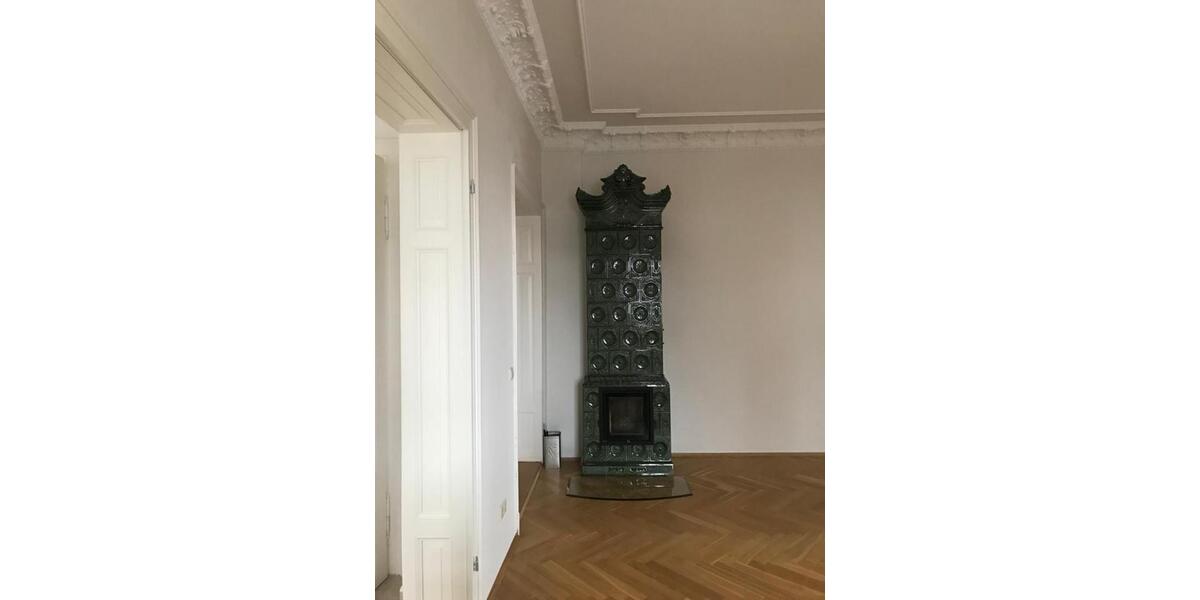 Etagenwohnung Radebeul - 3 Zimmer, 118 m&sup2;, 1.750&euro; | Angebot:25552598