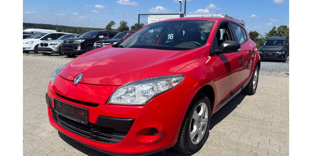 Renault Megane 79.500 km 2.999 &euro; Wildau 15745