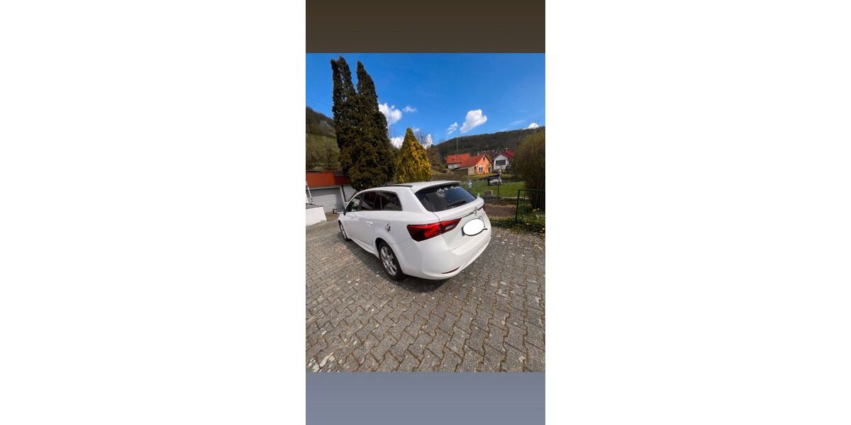 Toyota Avensis 237.000 km 8.000 &euro; Wolpertshausen 74549