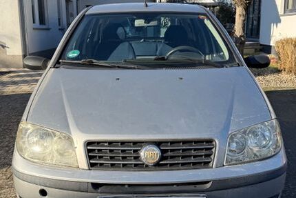 Fiat Punto 138.271 km 1.500 &euro; Bietigheim 76467