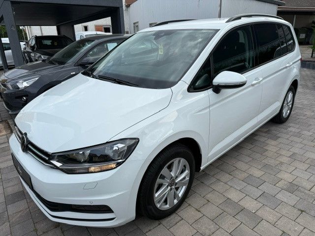 VW Touran 26.684 km 29.750 &euro; Berga 06536